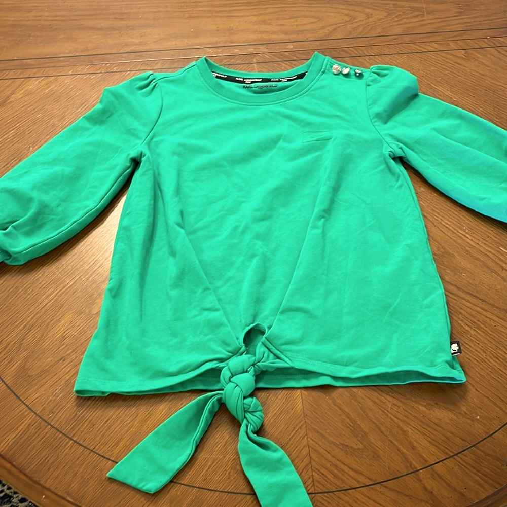 Karl Lagerfeld Paris puff half sleeve tie front tee green extra small